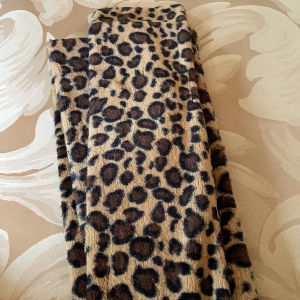 Faux Fur Leopard Scarf